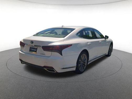 White Pearl 2022 Lexus LS 500 Base