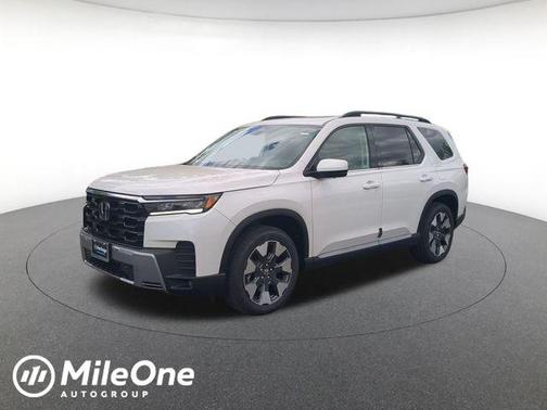 Platinum White 2026 Honda Pilot Touring 8-Passenger