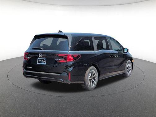Crystal Black Pearl 2026 Honda Odyssey EX-L