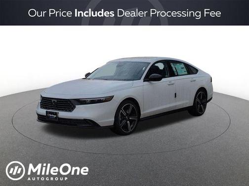 Platinum White 2026 Honda Accord SE