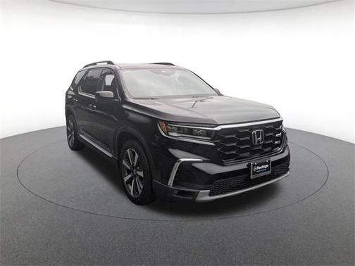 2023 Honda Pilot Touring 8-Passenger