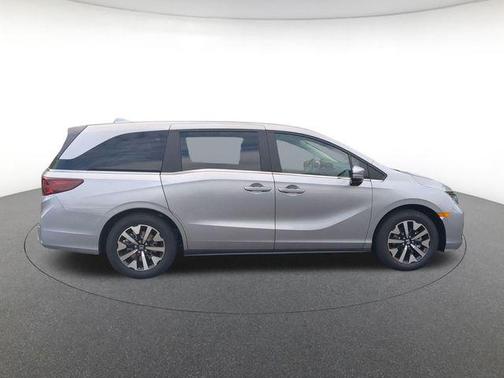 Solar Silver Metallic 2026 Honda Odyssey EX-L