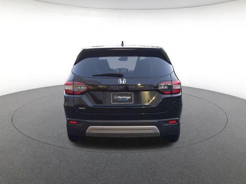 Crystal Black Pearl 2025 Honda Pilot EX-L