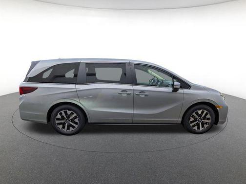 Solar Silver Metallic 2026 Honda Odyssey EX-L