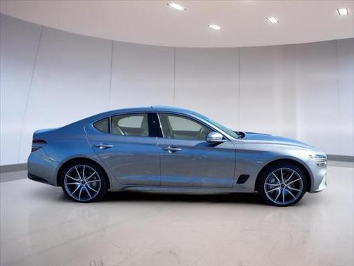 2025 Genesis G70 2.5T AWD