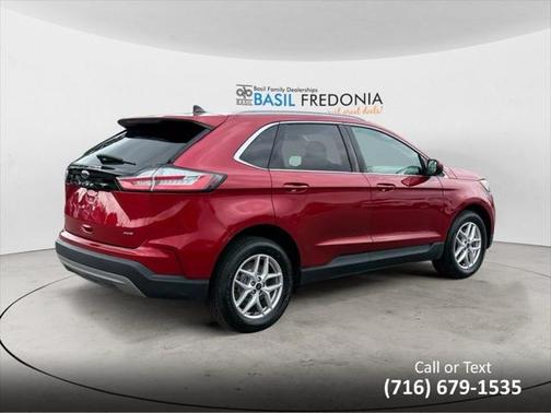 2022 Ford Edge SEL