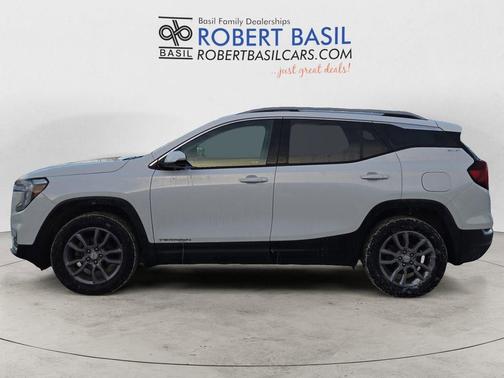 2023 GMC Terrain SLT