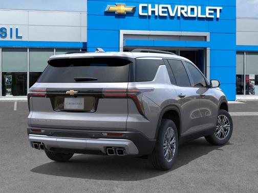 Sterling Gray Metallic 2026 Chevrolet Traverse LT
