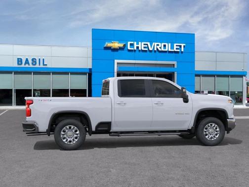 Summit White 2026 Chevrolet Silverado 2500 LT