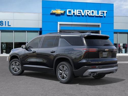 Mosaic Black Metallic 2026 Chevrolet Traverse LT