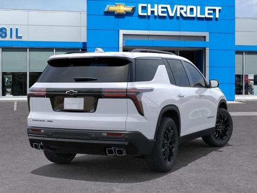 Summit White 2026 Chevrolet Traverse LT