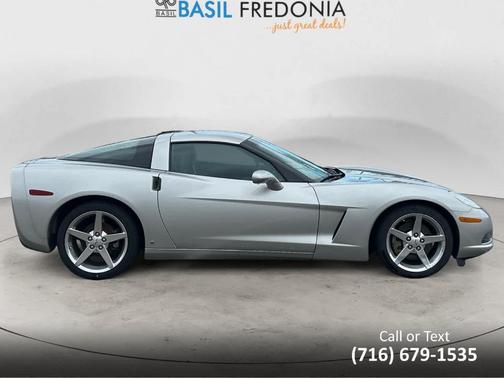 Machine Silver Metallic 2006 Chevrolet Corvette Base