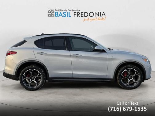 2022 Alfa Romeo Stelvio Ti