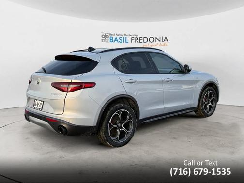 2022 Alfa Romeo Stelvio Ti