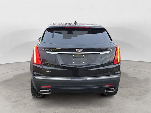 2024 Cadillac XT5 Luxury