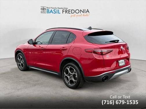 2022 Alfa Romeo Stelvio Ti