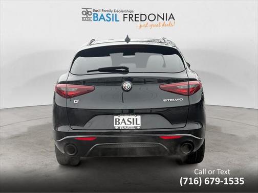 2022 Alfa Romeo Stelvio Ti