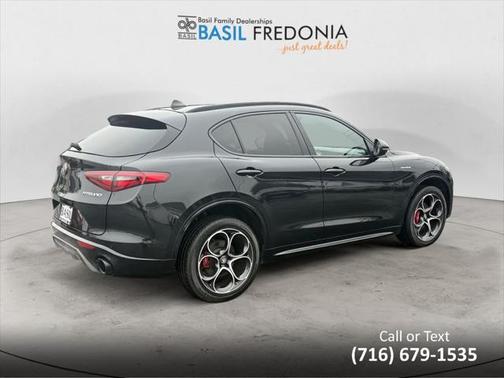 2022 Alfa Romeo Stelvio Ti