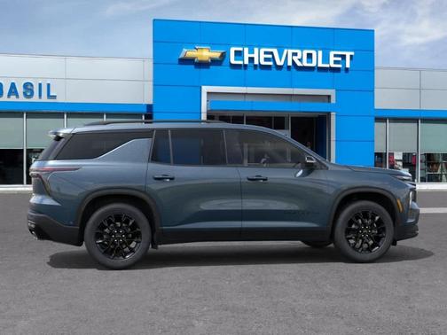 Lakeshore Blue Metallic 2026 Chevrolet Traverse LT