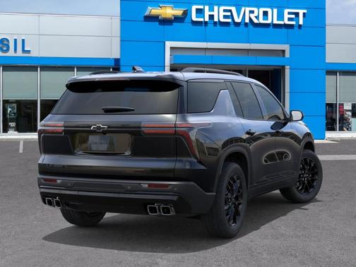 Mosaic Black Metallic 2026 Chevrolet Traverse LT