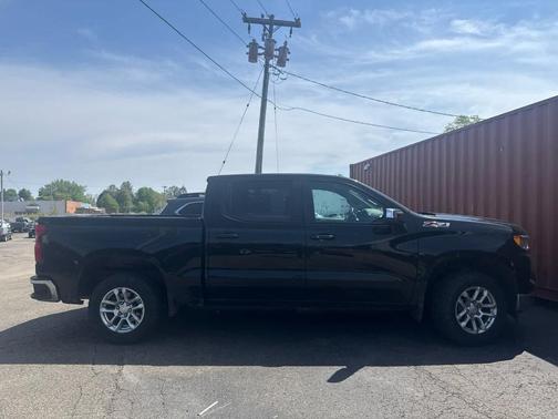 Black 2024 Chevrolet Silverado 1500 LT