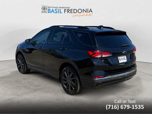 Mosaic Black Metallic 2023 Chevrolet Equinox RS