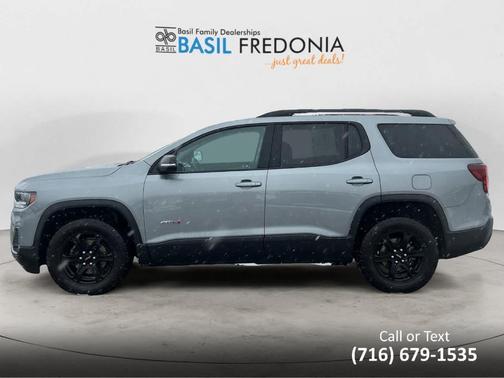 2023 GMC Acadia AT4