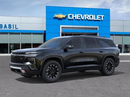 Mosaic Black Metallic 2026 Chevrolet Traverse Z71