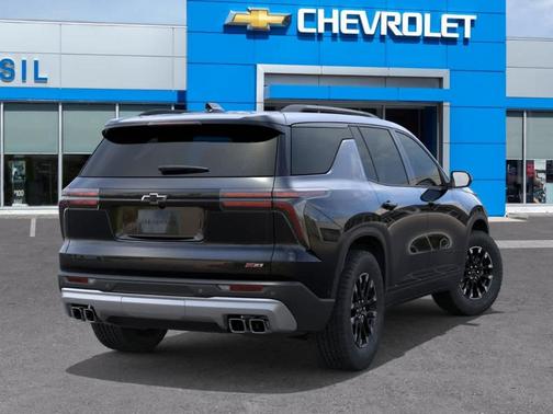 Mosaic Black Metallic 2026 Chevrolet Traverse Z71