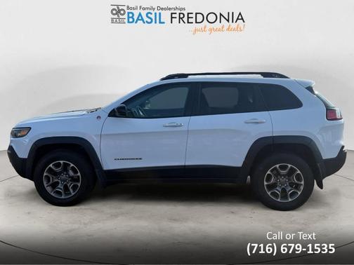 2022 Jeep Cherokee Trailhawk