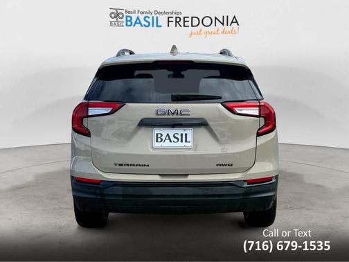 2023 GMC Terrain SLE