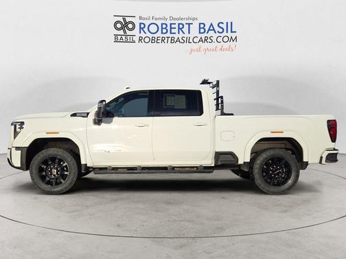 2024 GMC Sierra 2500 AT4