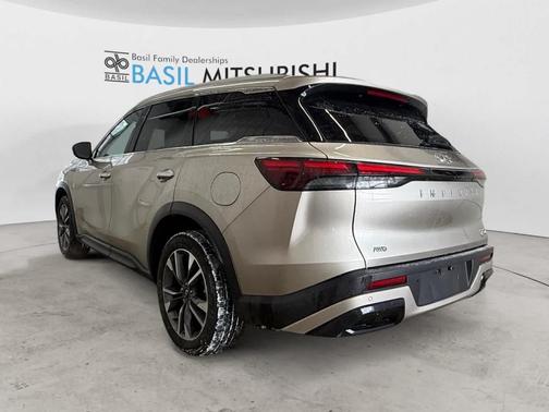 2024 INFINITI QX60 Luxe