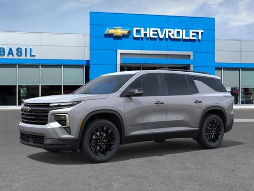 Sterling Gray Metallic 2026 Chevrolet Traverse LT