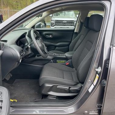 Modern Steel Metallic 2023 Honda HR-V LX