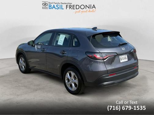 Modern Steel Metallic 2023 Honda HR-V LX