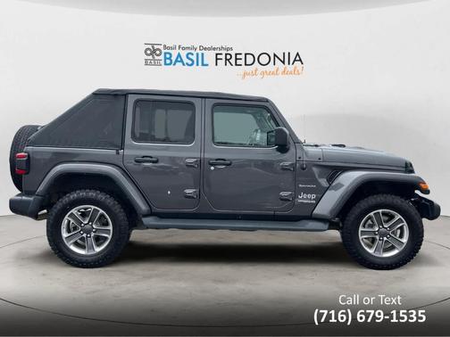 2022 Jeep Wrangler Unlimited Sahara