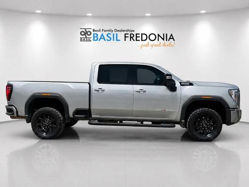 Sterling 2024 GMC Sierra 2500 AT4