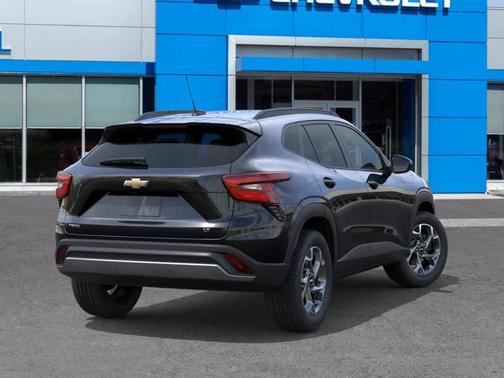 Mosaic Black Metallic 2026 Chevrolet Trax LT