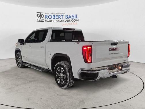 2024 GMC Sierra 1500 SLE