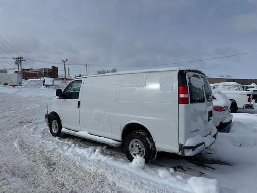 2024 Chevrolet Express 2500 Work Van