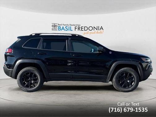 2020 Jeep Cherokee Trailhawk