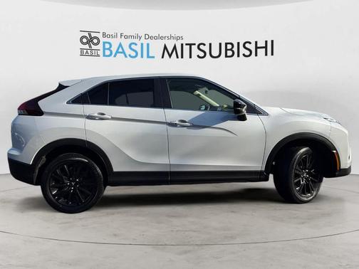 2024 Mitsubishi Eclipse Cross LE