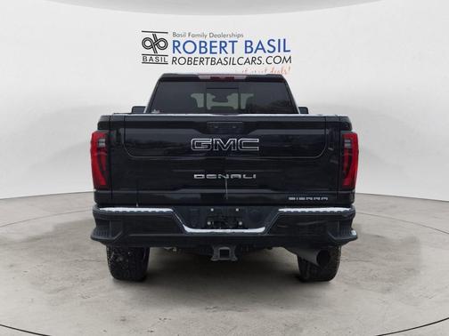 2024 GMC Sierra 2500 Denali