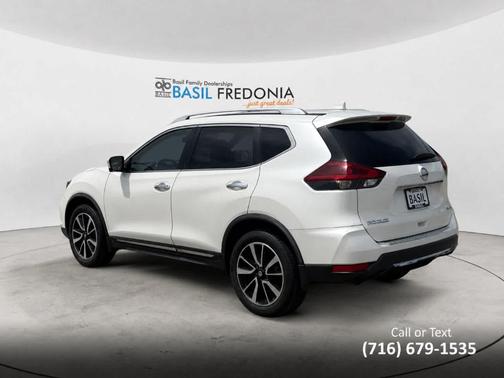 White 2018 Nissan Rogue SL