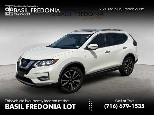 White 2018 Nissan Rogue SL
