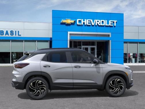 Sterling Gray Metallic 2026 Chevrolet Trailblazer RS
