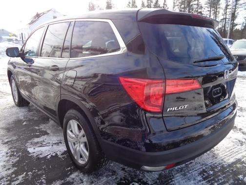 2016 Honda Pilot LX