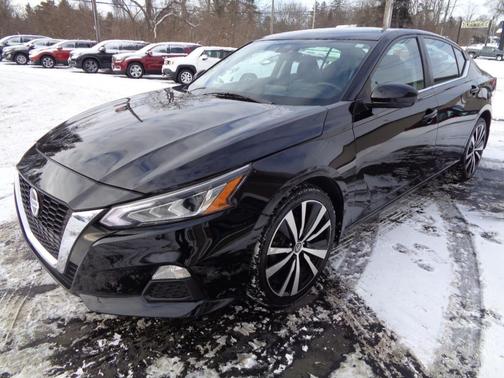 2020 Nissan Altima 2.5 SR AWD Sedan