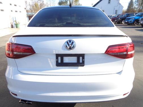 2018 Volkswagen Jetta 1.8T SE Sport